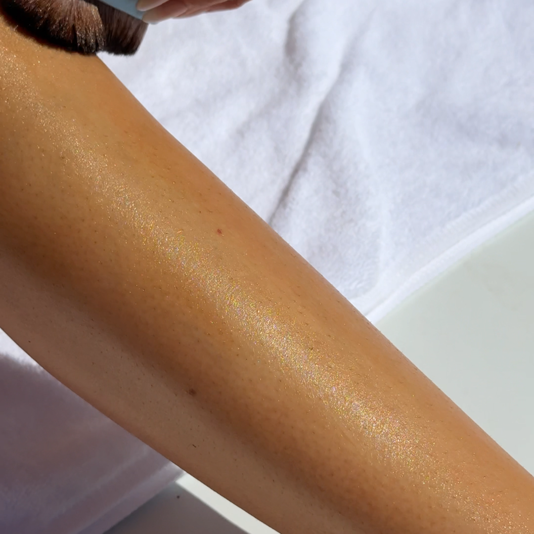 Golden Shower & Buffing Brush